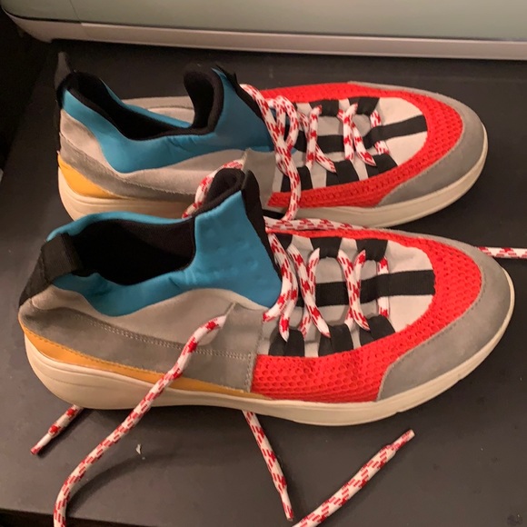 Steve Madden sneakers